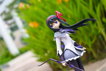 woman in white and black dress anime character