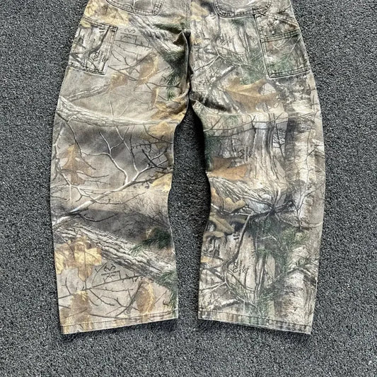 Urban camo print baggy pants exemplify modern streetwear fashion with stylish versatility