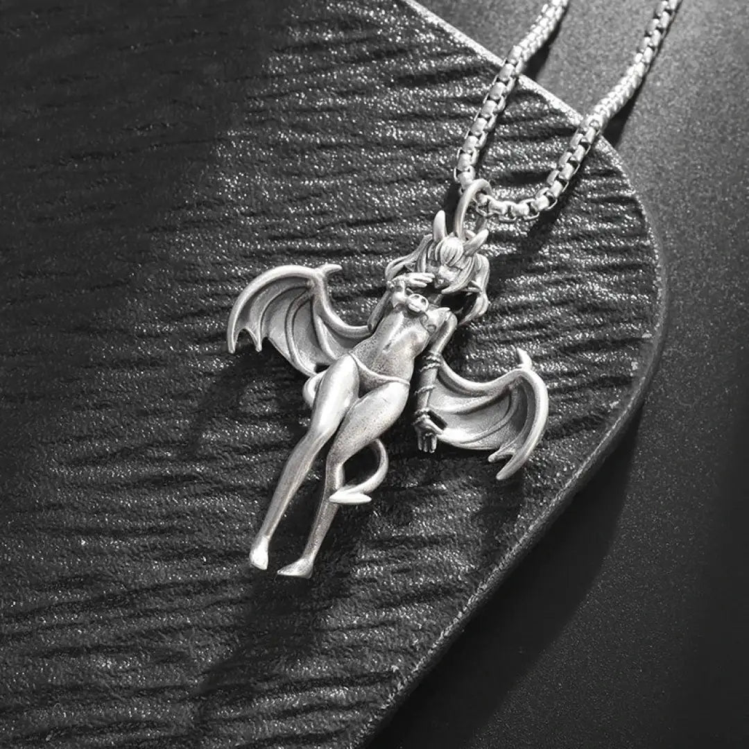Succubus Necklace | Alluring Silver | Streetwear