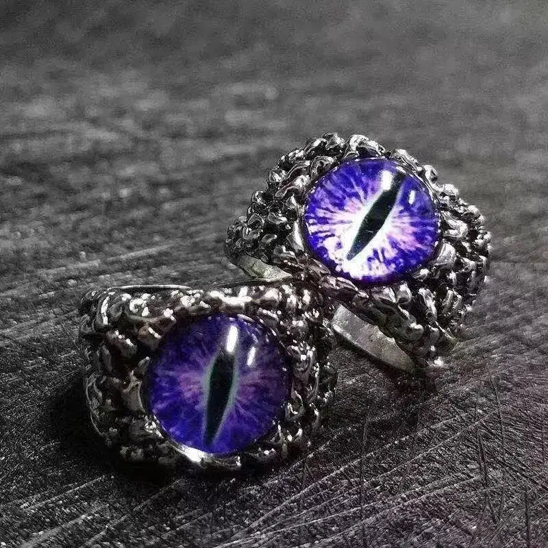 Wyrmwatch Ring | Streetwear